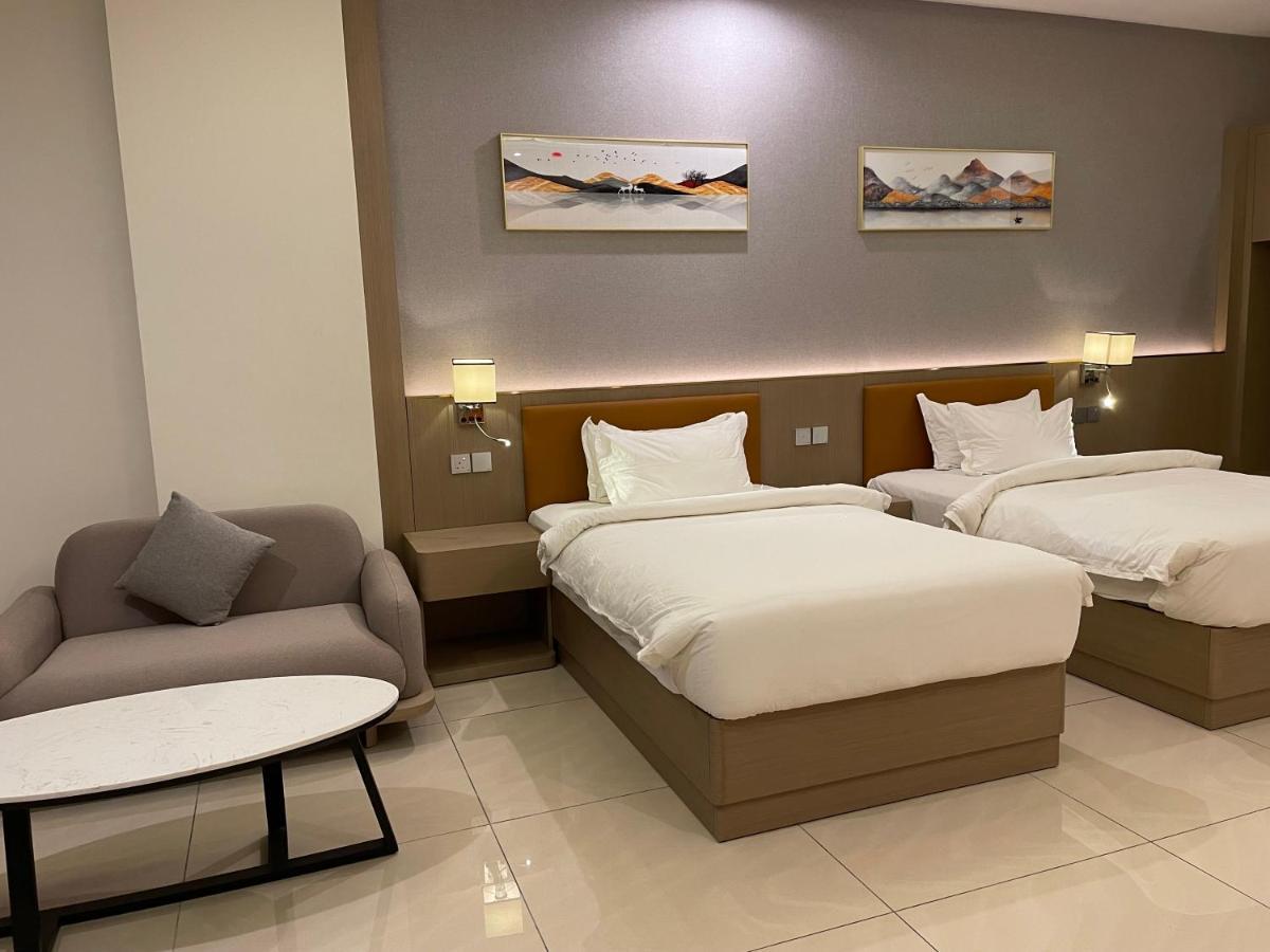 Season Inn Hotel_Al Hail Seeb Exterior foto