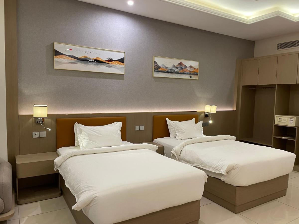 Season Inn Hotel_Al Hail Seeb Exterior foto