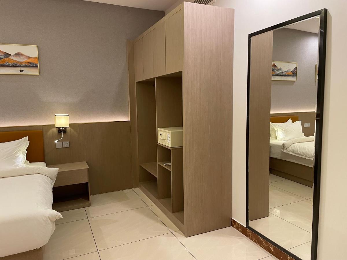 Season Inn Hotel_Al Hail Seeb Exterior foto