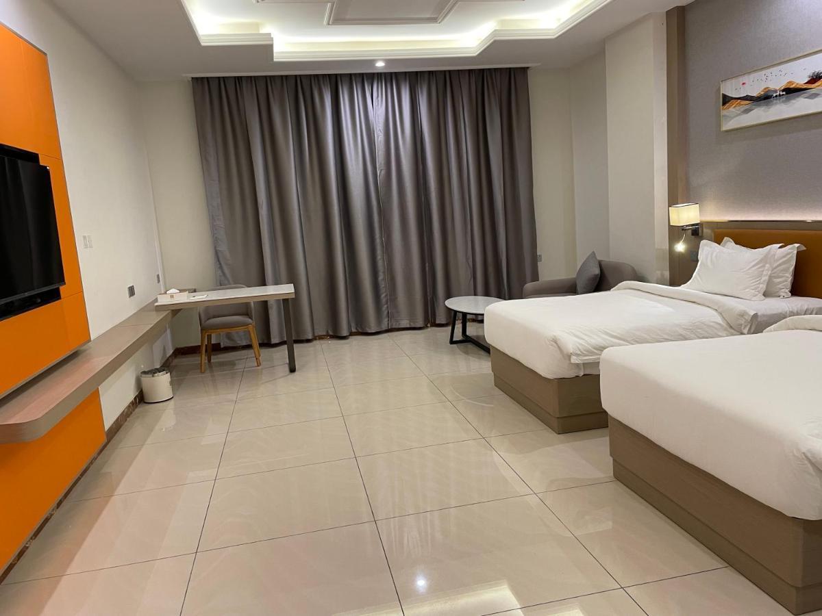 Season Inn Hotel_Al Hail Seeb Exterior foto